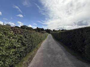 Photo 30- click for photo gallery